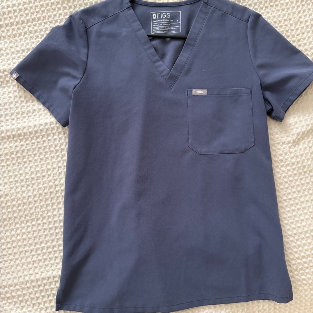 Figs Men's Deep Blue Short Sleeve Scub Top